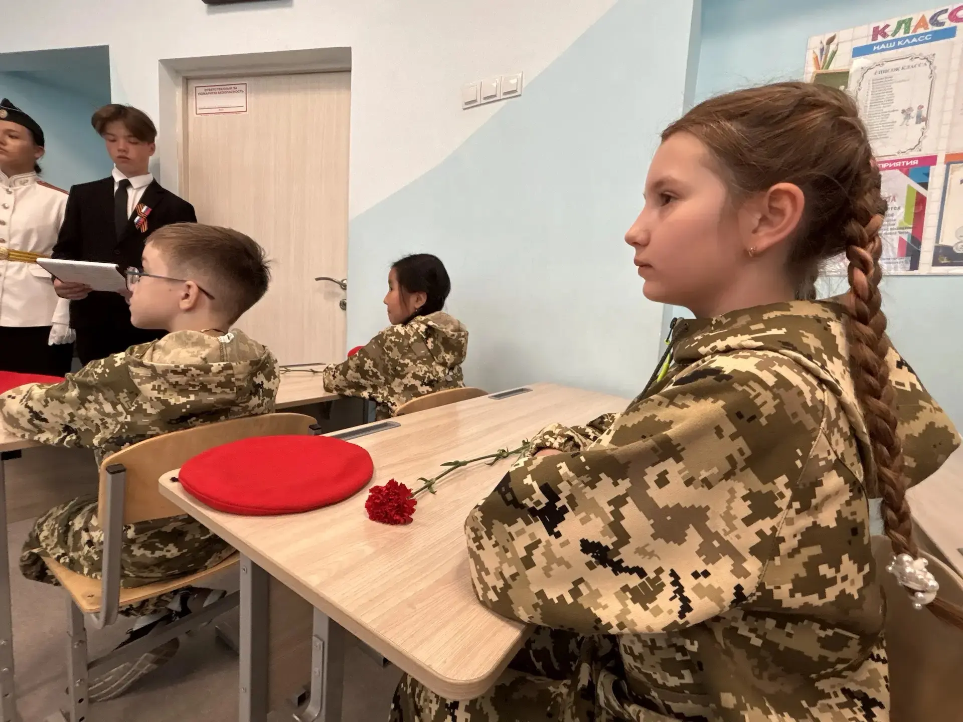 В школе №40 открылась «Парта Героя» имени Владимира Николаевича Подгорбунского  💥12 мая в нашей школ