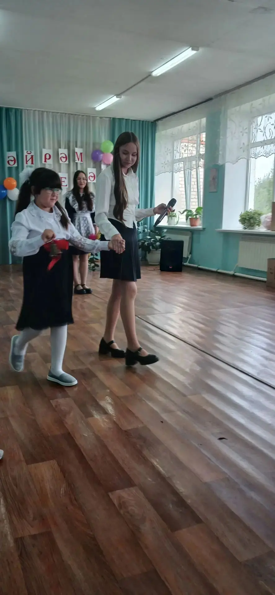 День знаний в МБОУ «Большеелгинская СОШ»: старт нового учебного года