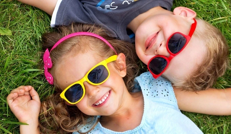 😎 1 июля — День изобретения солнцезащитных очков! 🌞

Лето в самом разгаре и сегодня есть отличный 