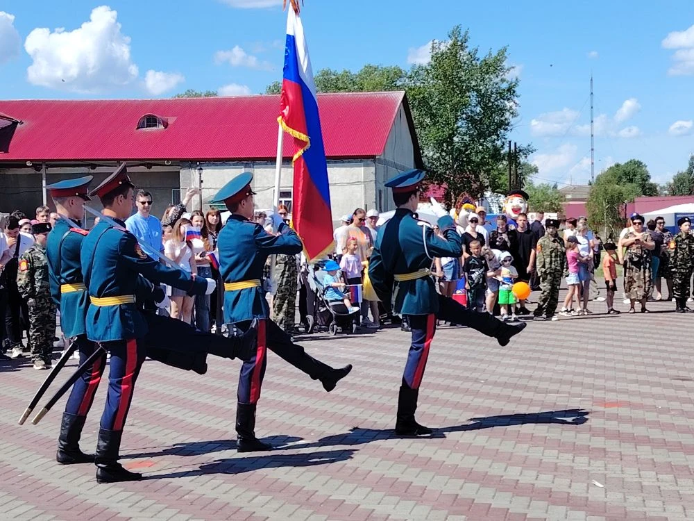 🇷🇺 День 12 июня — это особенный день! В этот день мы говорим о том, что вызывает горд...