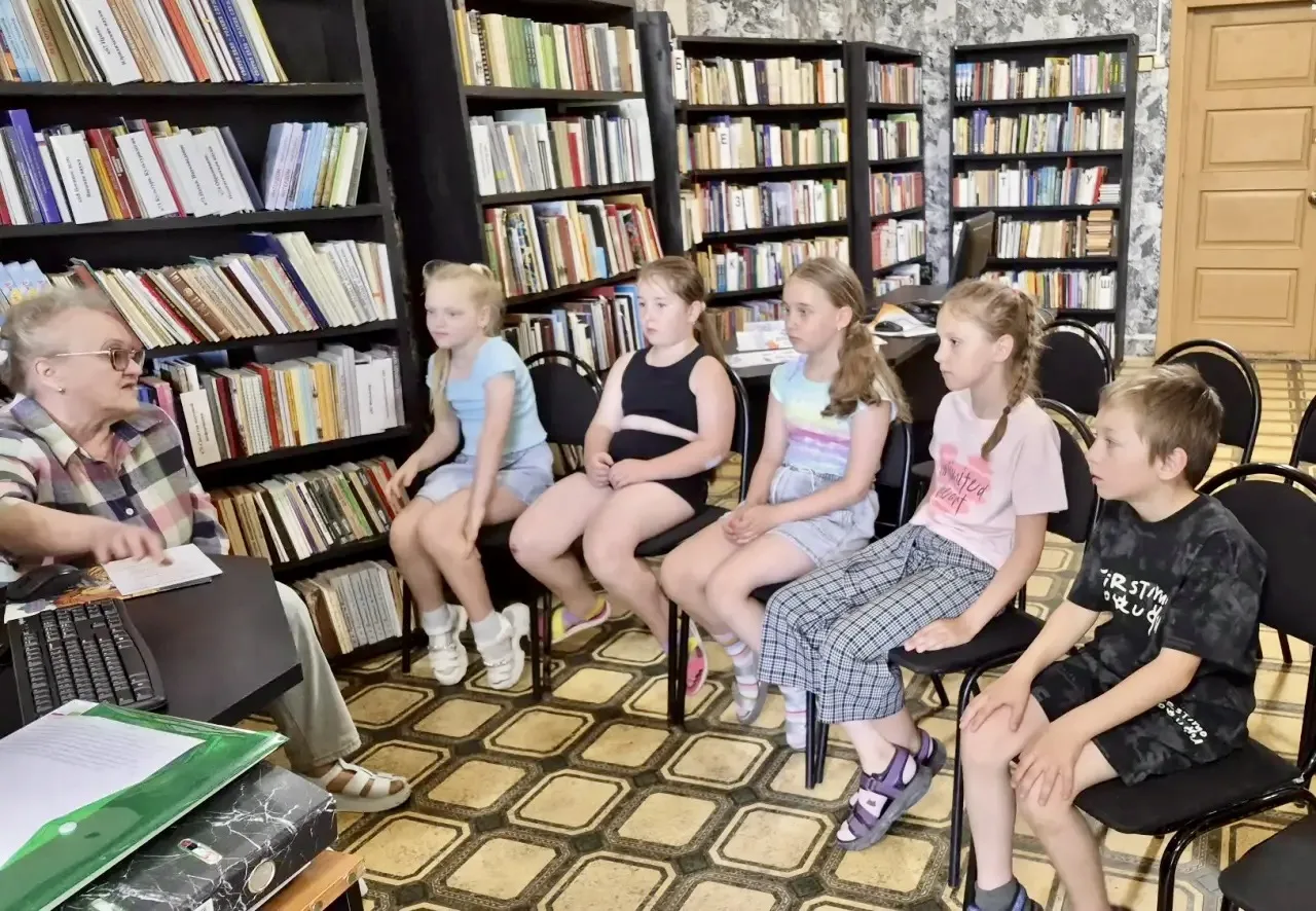 Школьный лагерь☀️
Жизнь в лагере как всегда наполнена событиями и занятиями. Сегодня ребята путешест