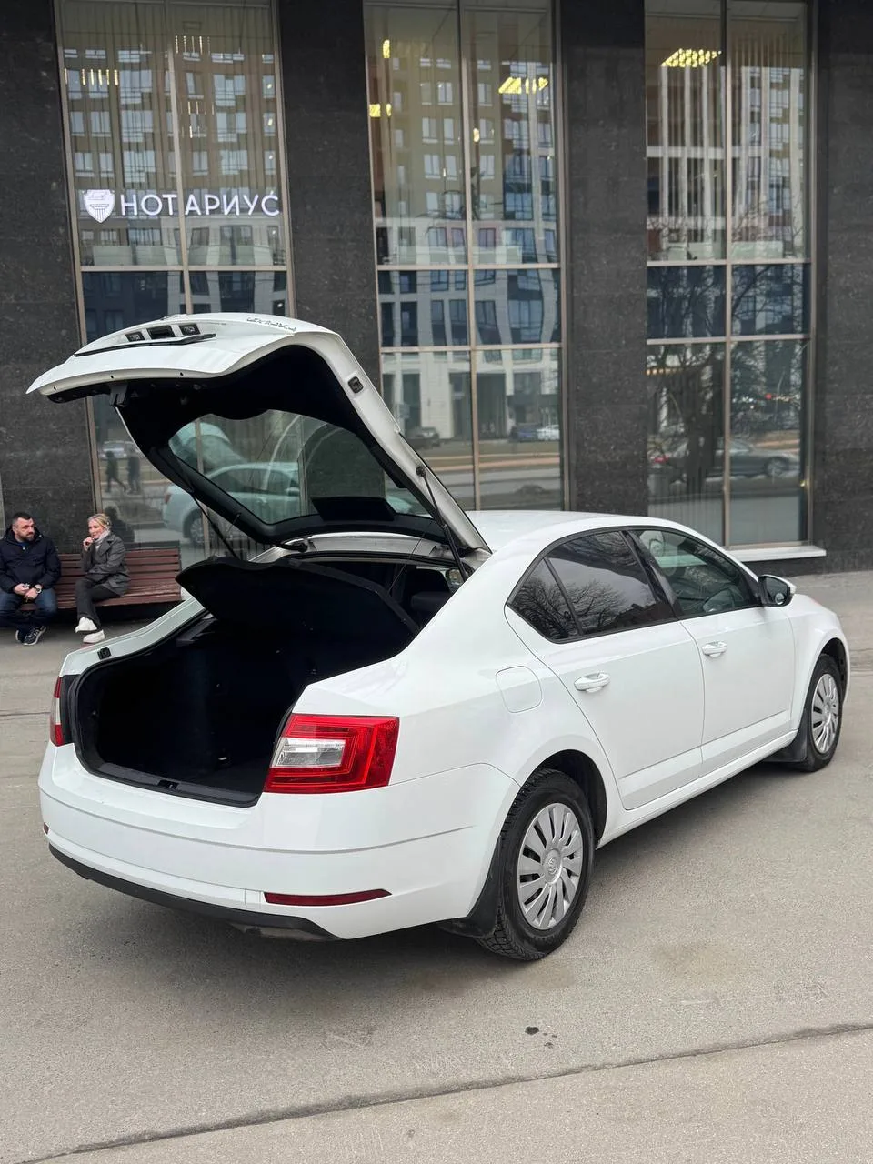 😍 Скидка 50.000 ₽  Ездить можно только в СПБ🙌 НЕ ТАКСИ  SKODA OCTAVIA  ▪️ Год выпуска — 2018 ▪️ 1.6 