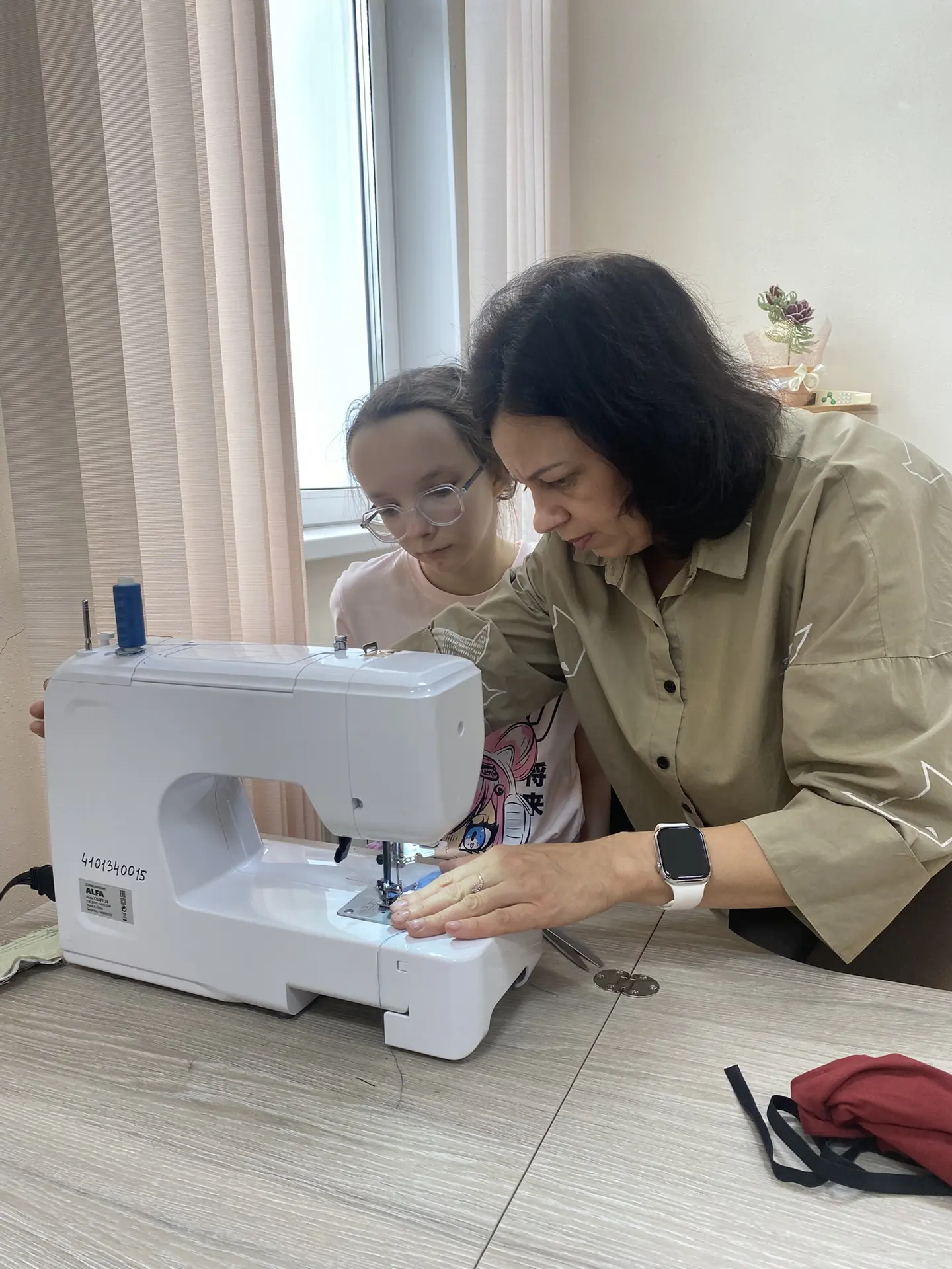 🧵Маленькие наряды - большие навыки: как в нашей мастерской рождается высокая мода