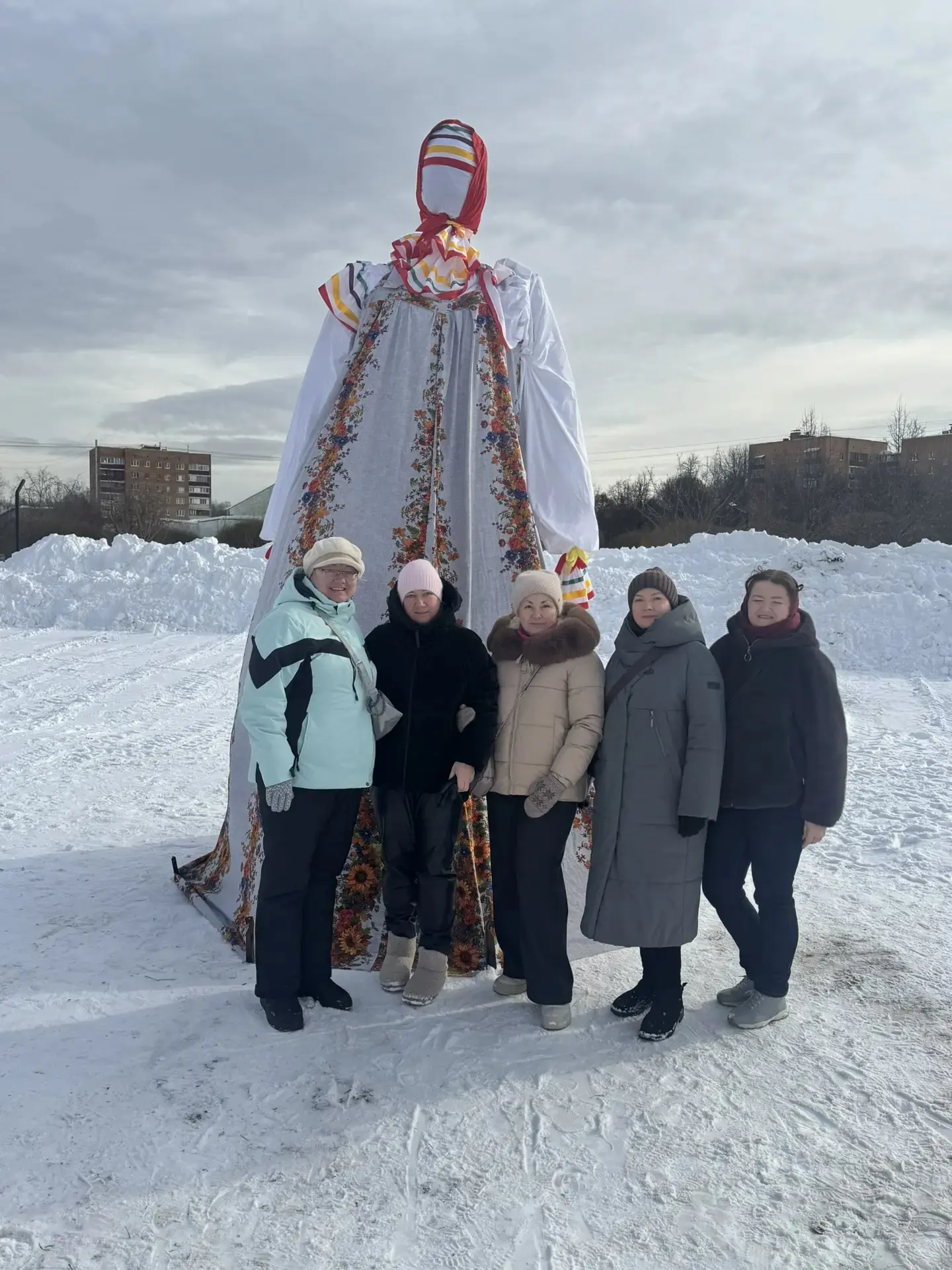 Проводы Масленицы — заключительный день праздничной недели Масленицы, традиционно отмечаемый в воскр