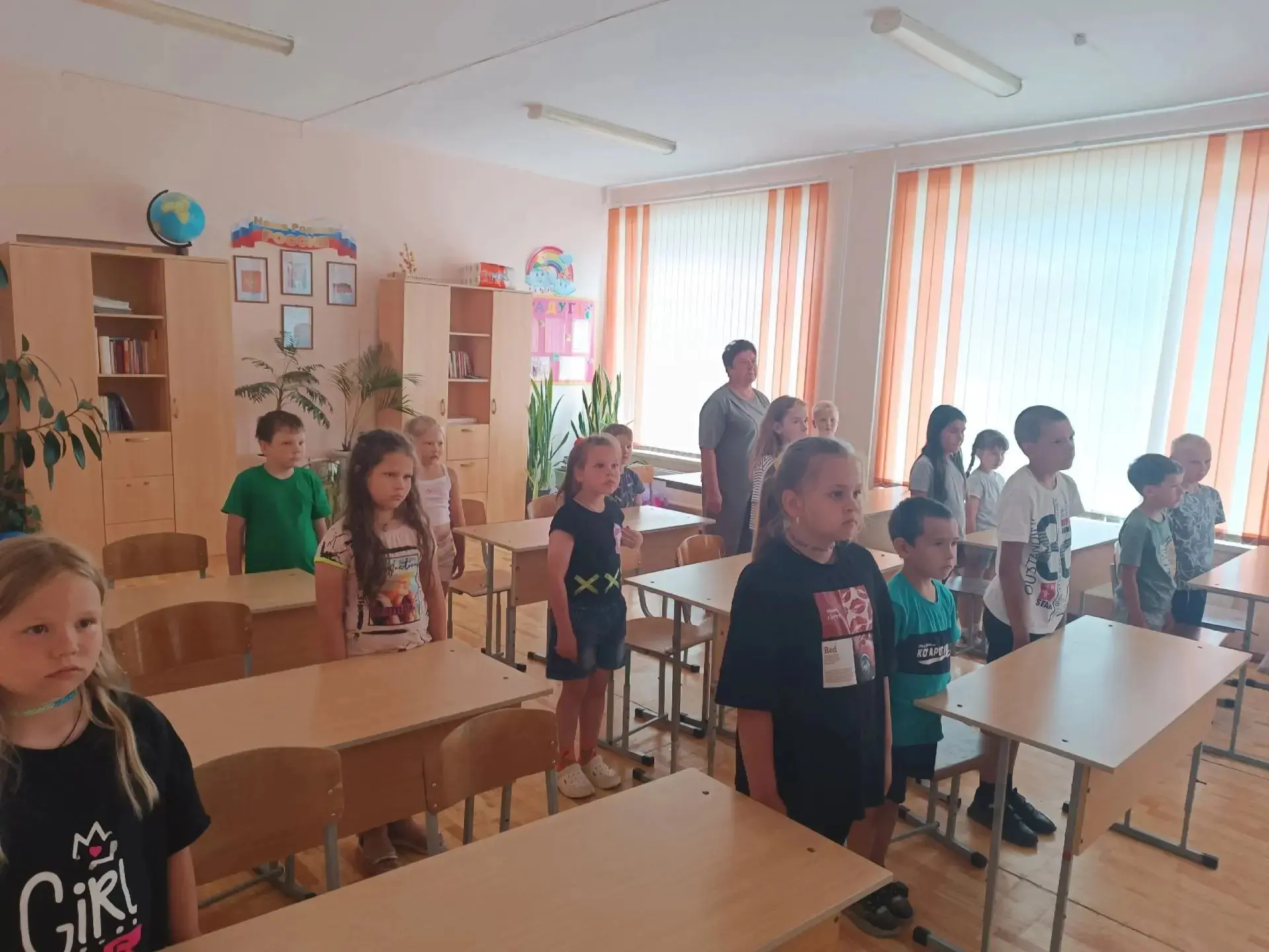 22 июня в пришкольном лагере нашей школы прошли памятные мероприятия, посвящённые Дню памяти и скорб