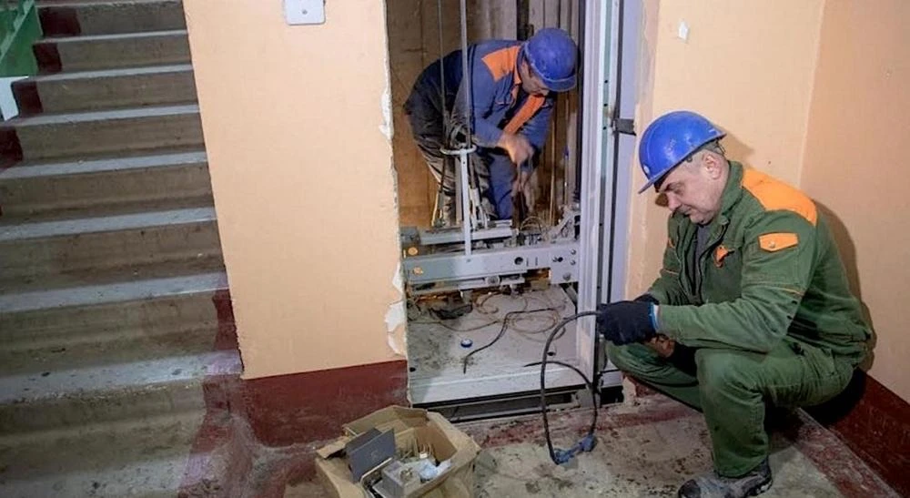 С 12 января начнётся плановая замeна лифтов пo адресам: