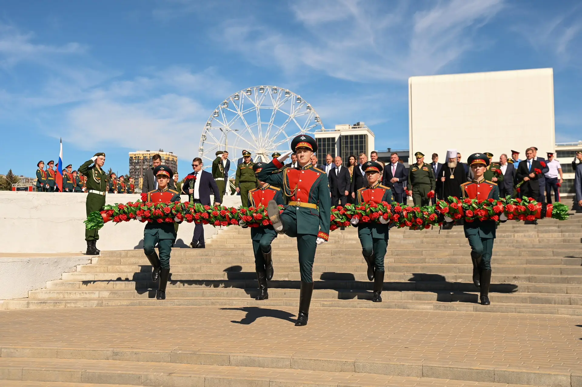 Освобождение Ростовской области от немецко-фашистских захватчиков длилось больше 9 меся...