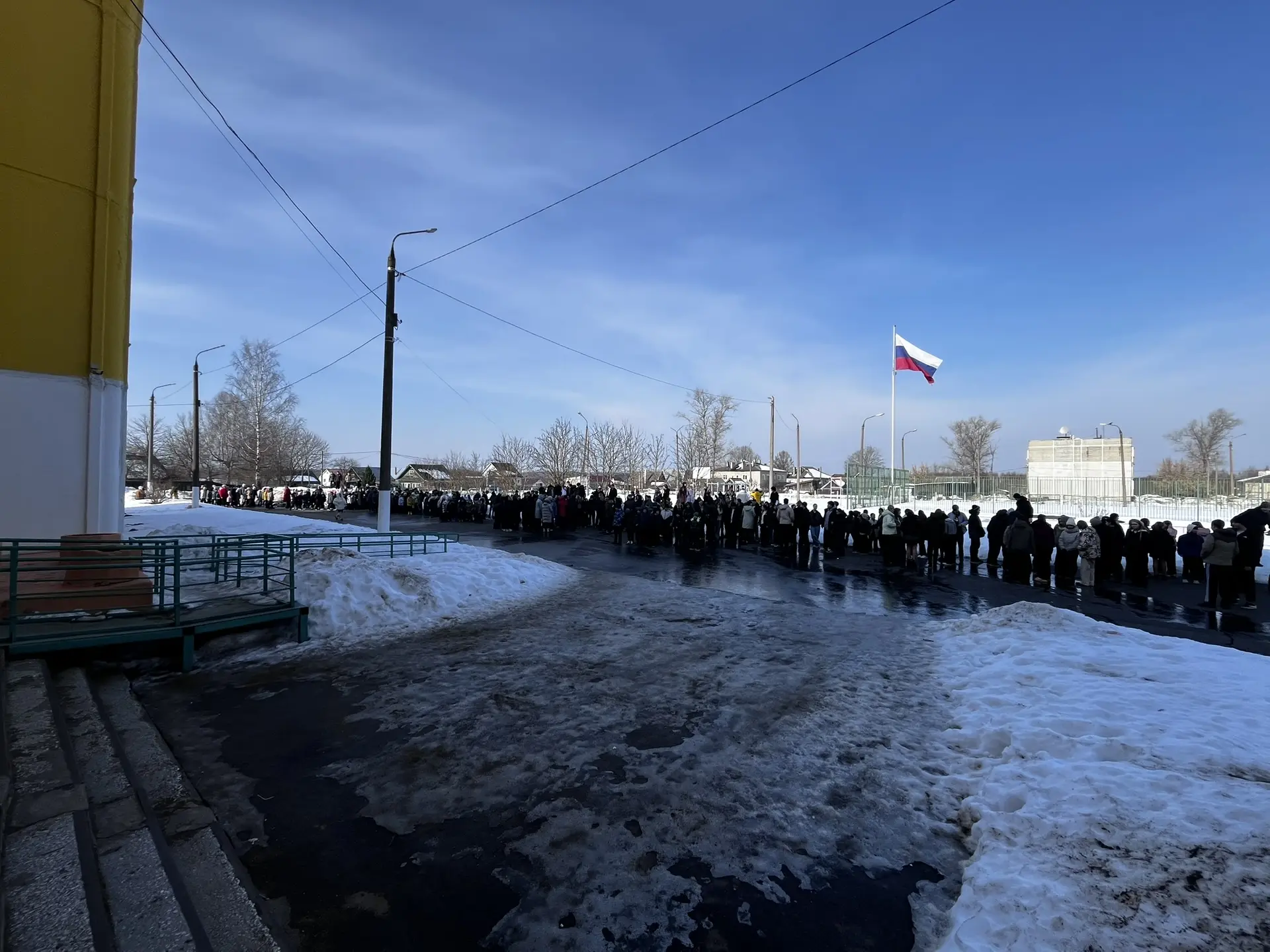 🧯Пожарная безопасность  Проведение учебных тренировок по эвакуации в школах — важная мера для обеспе