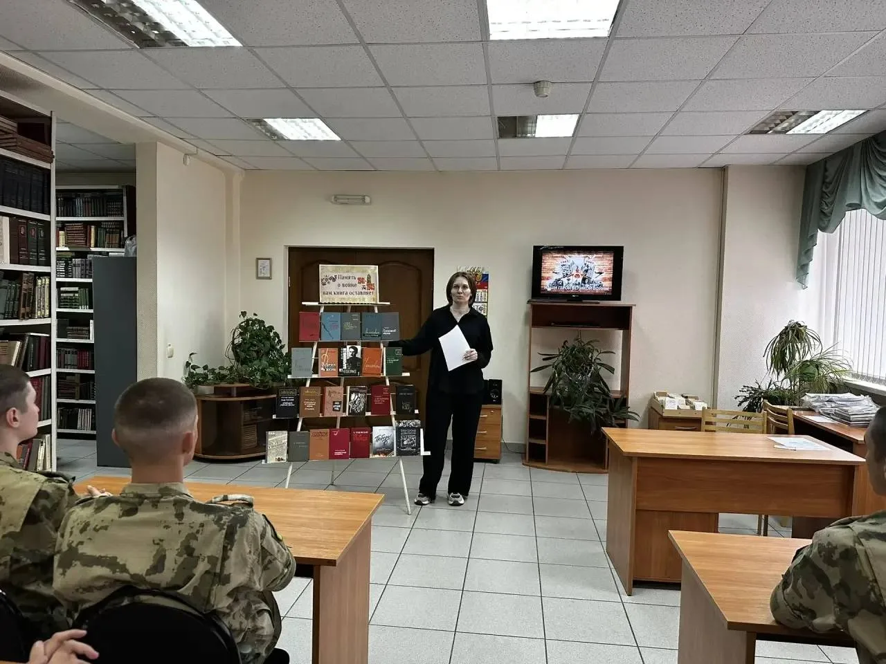 14 июня в войсковой части 3421 состоялся тематический вечер, посвящённый героям Великой Отечественно