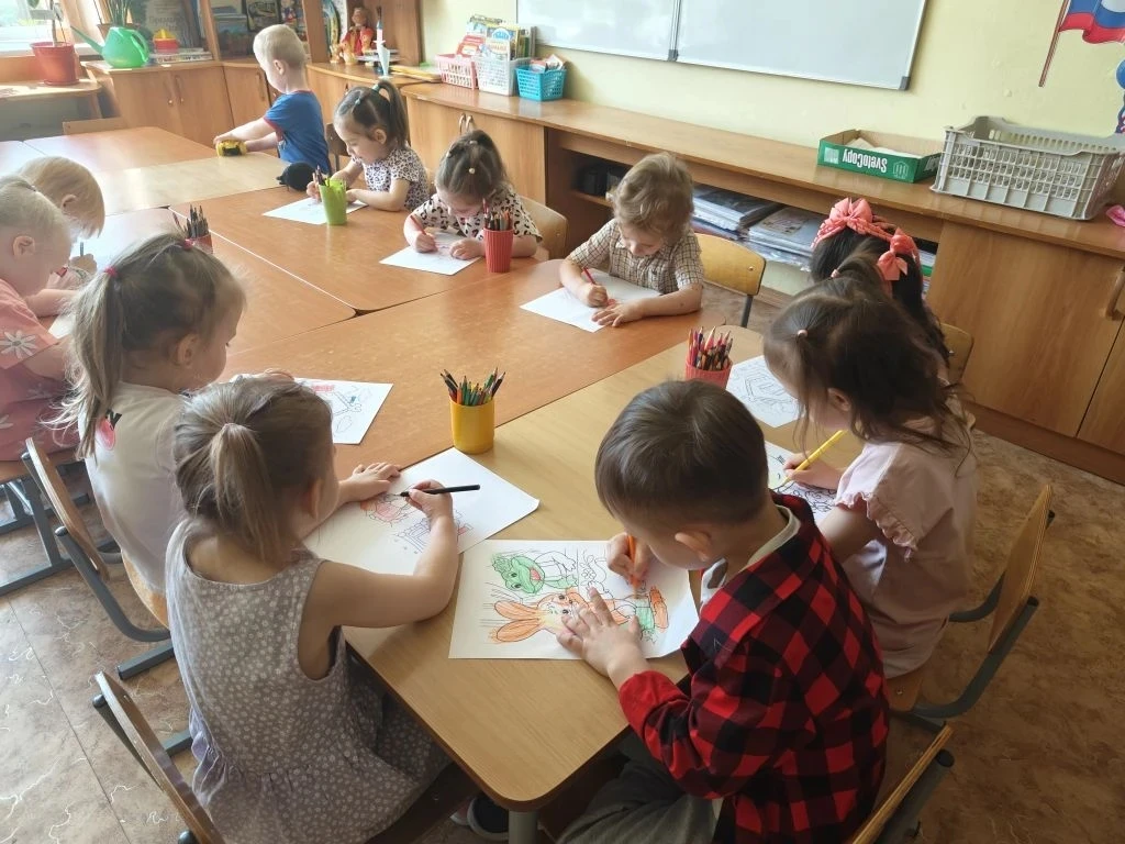 📚✨ В нашем ДОУ отметили Международный день сказок! Сказки — это волшебный мир, который помогает дет