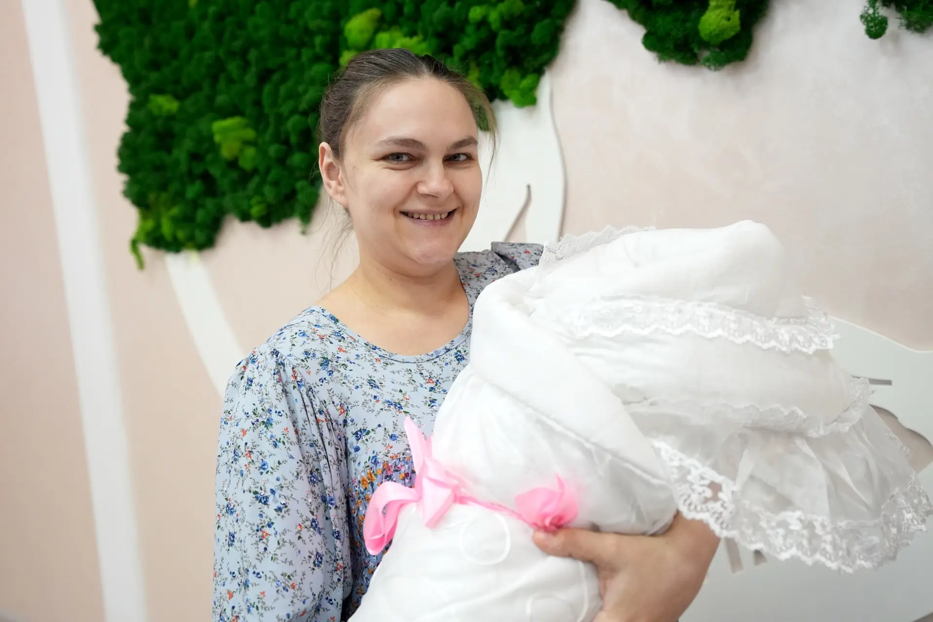 🎉 Поздравили большую семью Адрахмановых из Саранска с пополнением: у Полины Анатольевн...