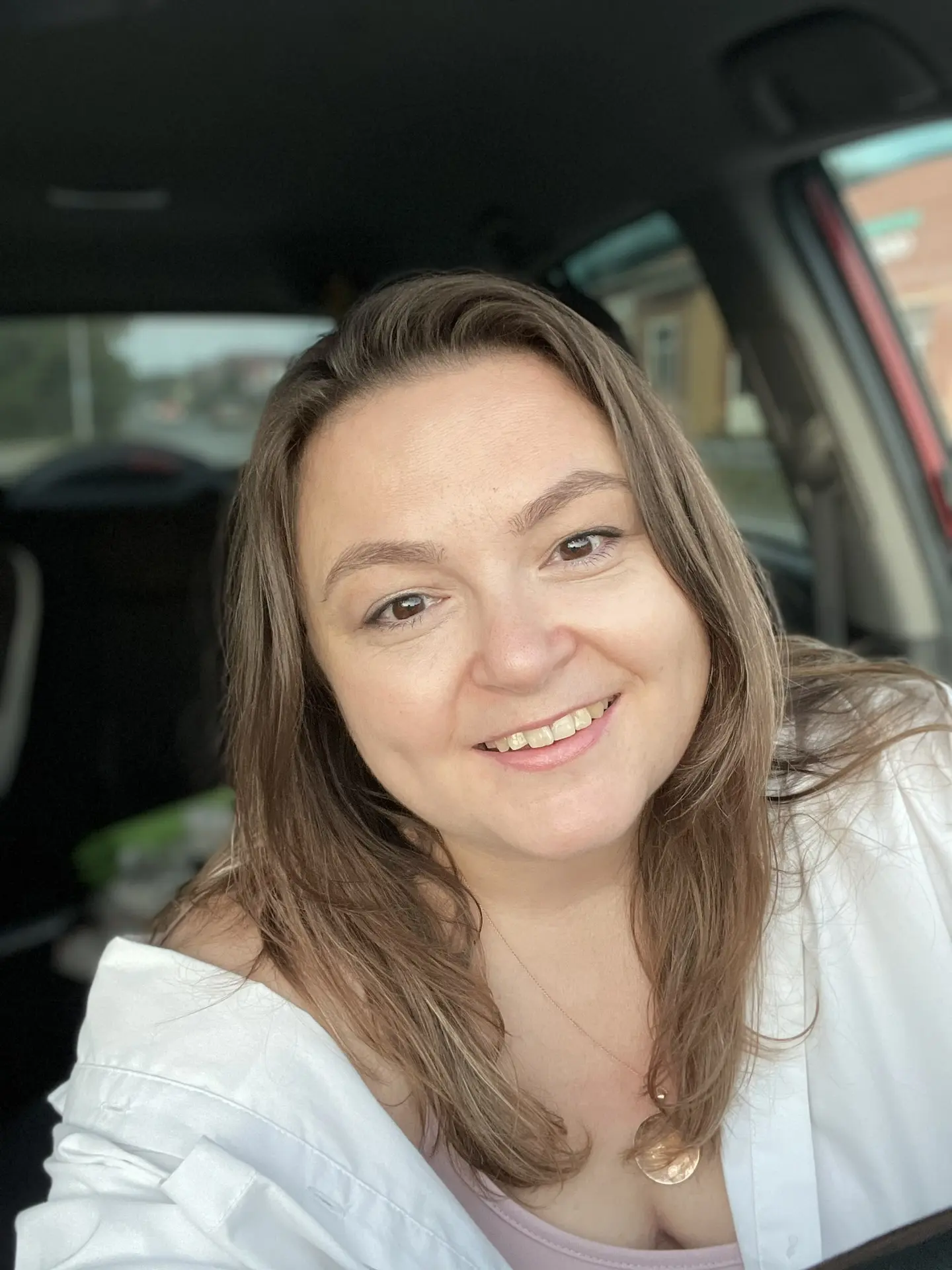 Всем привет! Давайте знакомиться с теми, кто меня совсем не знает 🥰