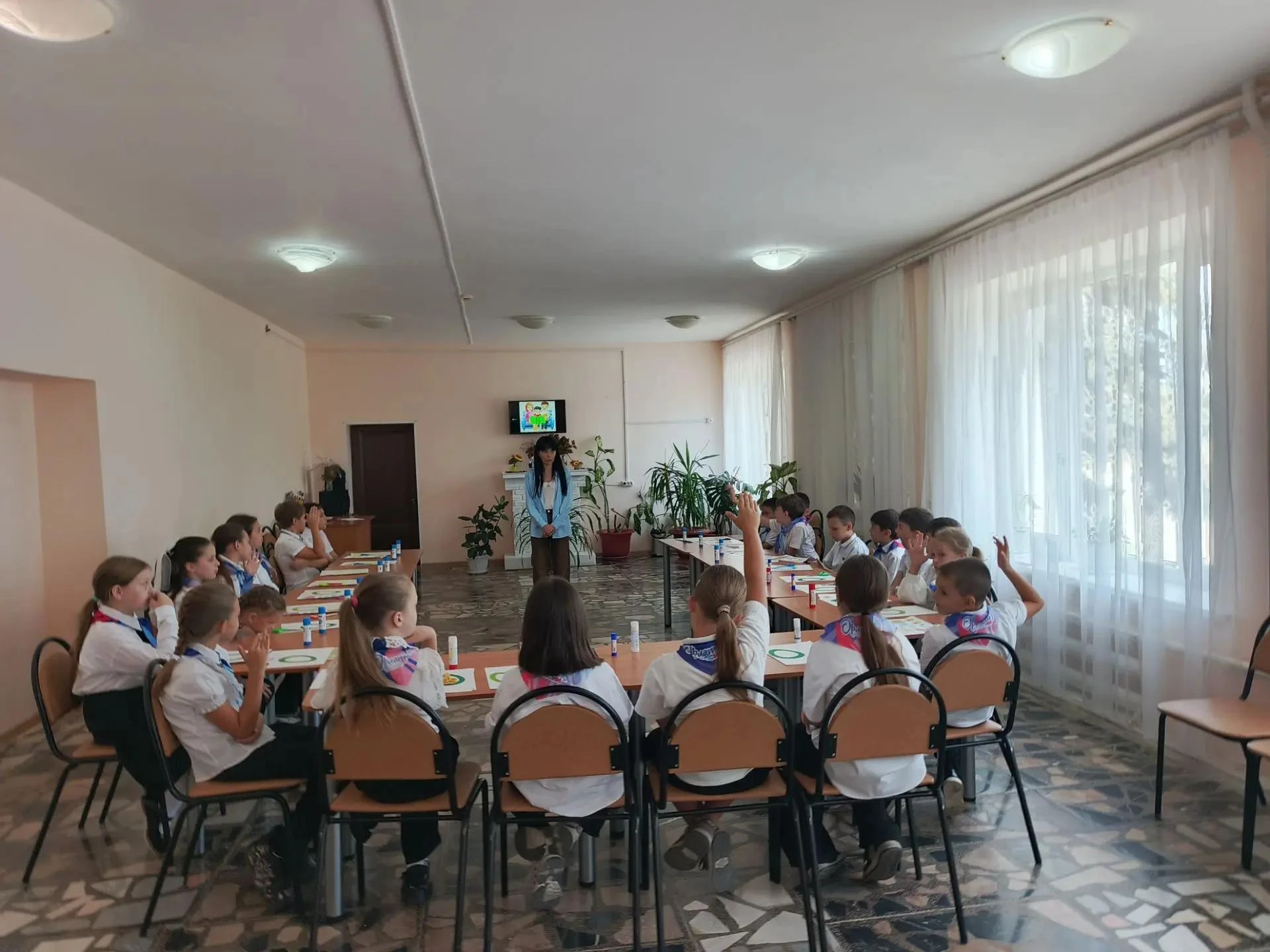 В клубе по месту жительства «Алый парус» для учеников 4 «А» класса МКОУ СОШ № 2 состоял...