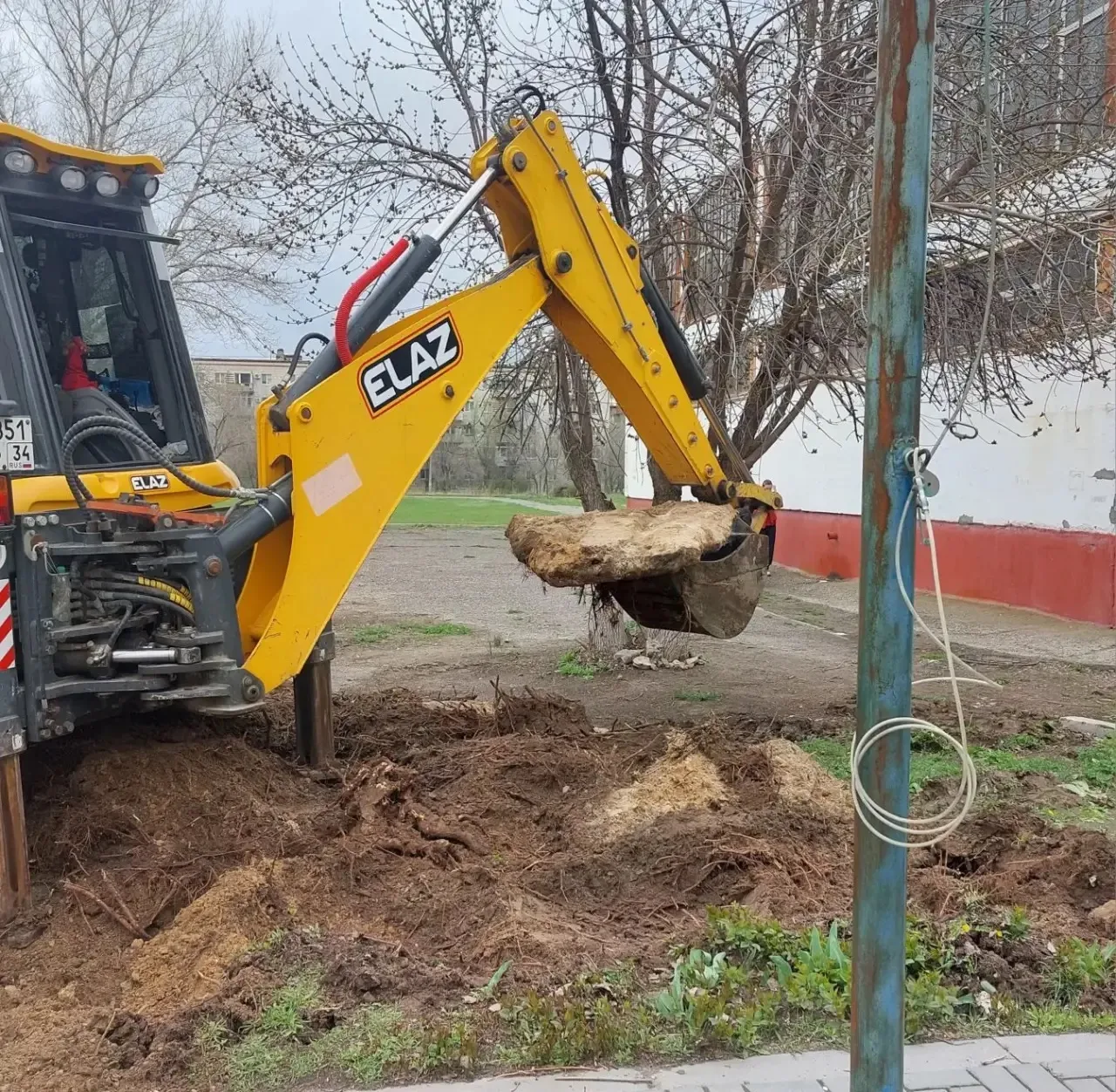 🌳Зеленый школьный двор: обновление нашего общего пространства🌳  💫Наш школьный двор стал заметно зеле