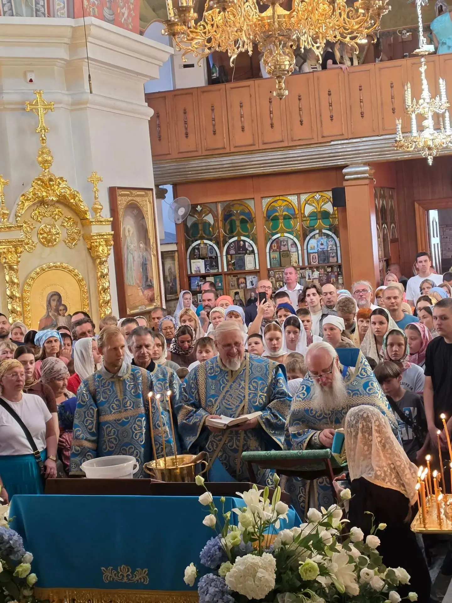 В Свято-Троицком женском монастыре г Симферополя состоялся Молебен на начало учебного г...