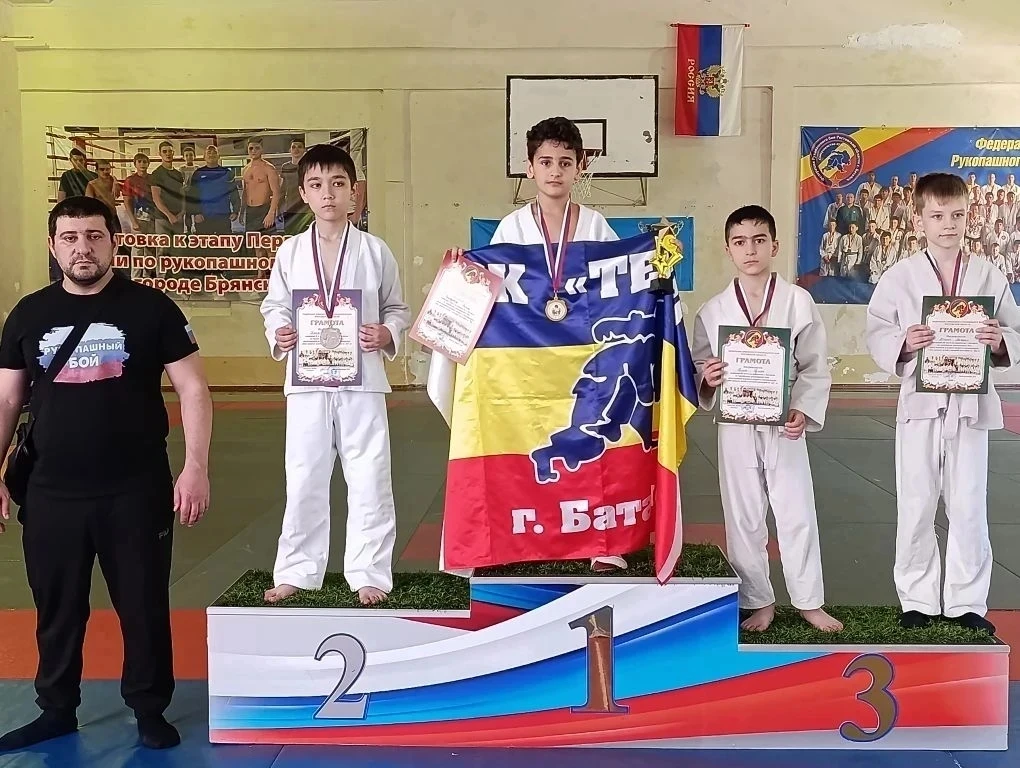 🔥 ГИМНАЗИЯ-ЭТО ГОРДОСТЬ!

🥉 Ученик МБОУ Гимназия №21 Мохнач Михаил завоевал бронзовую медаль на пе