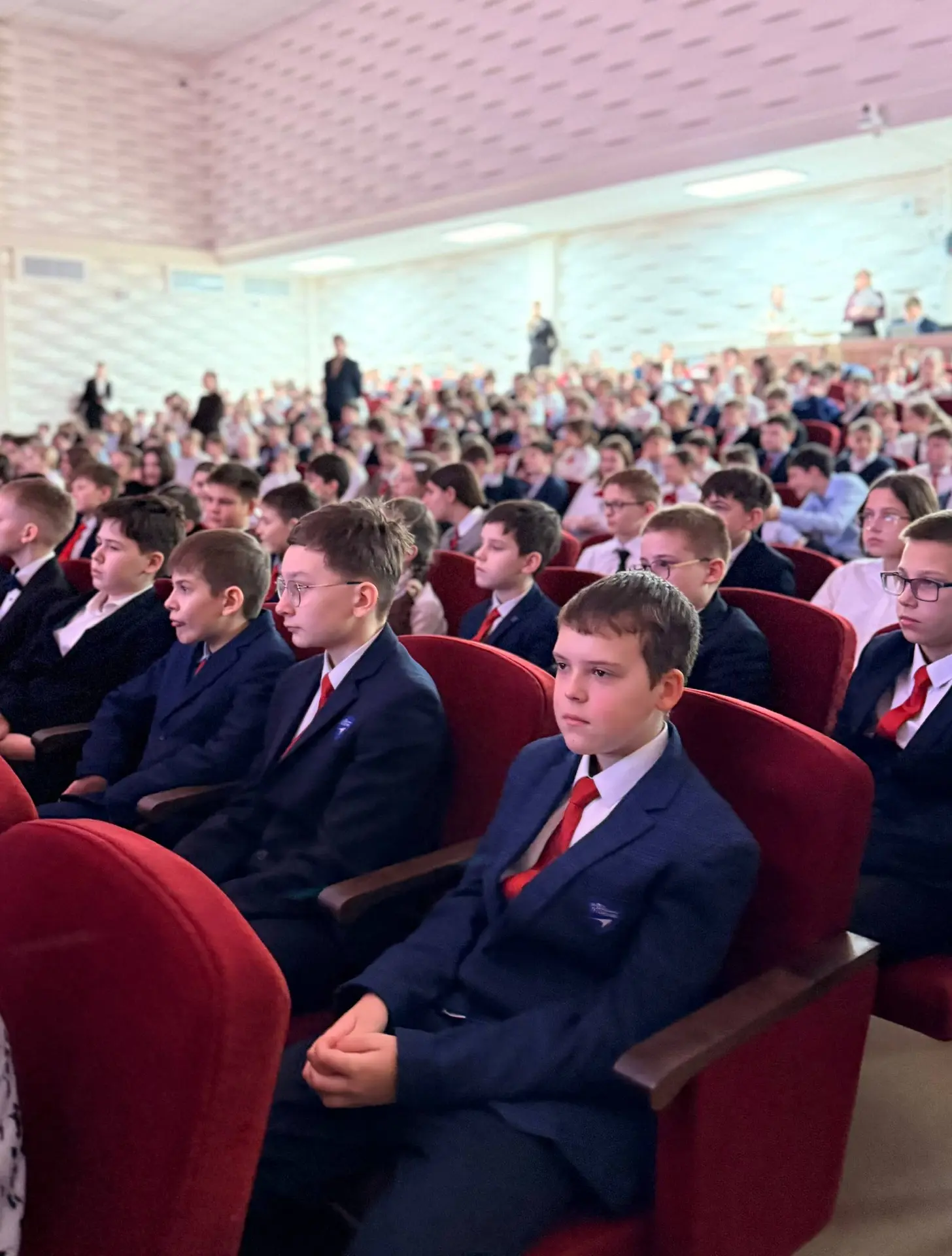 🇷🇺«Единство духа — сила России!»  ✅26 января 2026 года в 2 корпусе МБОУ «Центра образования «Перспек