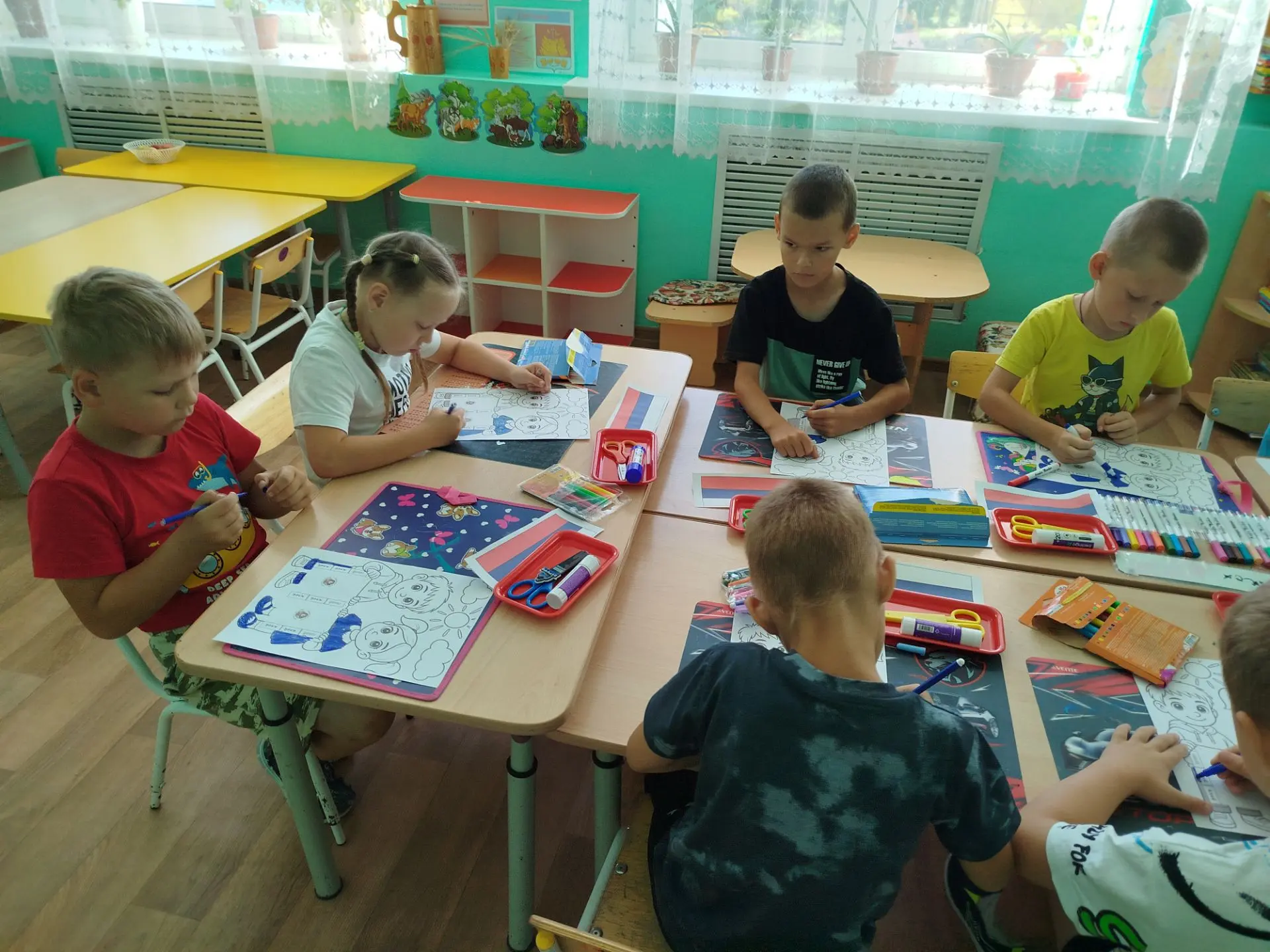 Совсем скоро, 22 августа, вся наша страна будет отмечать важный праздник - День Государ...