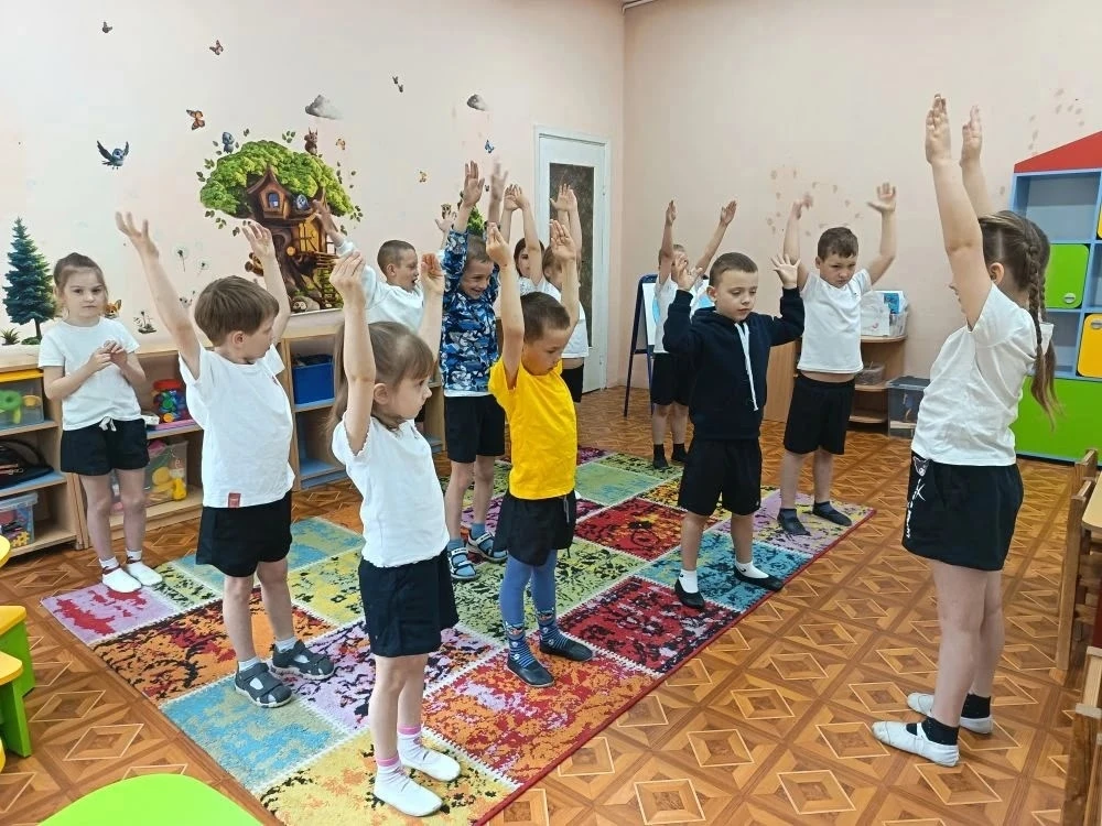 📌Рубрика "БЕСЕДЫ О ВАЖНОМ" 
 
👫Каждый понедельник в нашем детском саду для детей старшего дошкольн