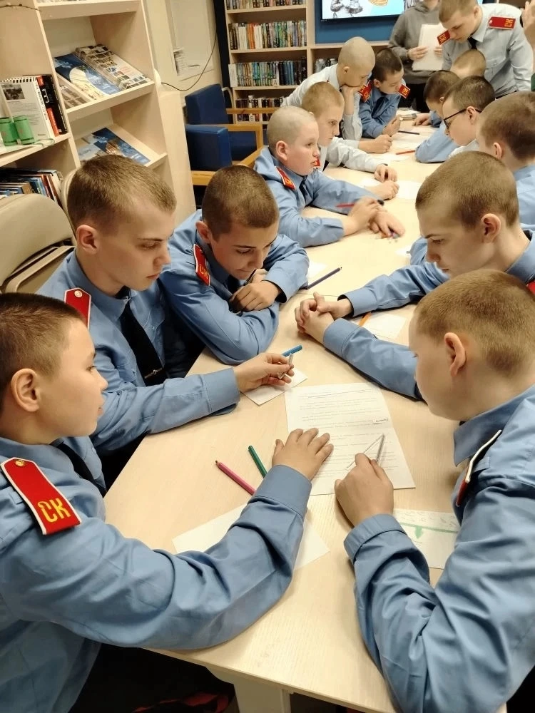 🇷🇺 Первомай в Северском кадетском корпусе: единство труда и мысли!