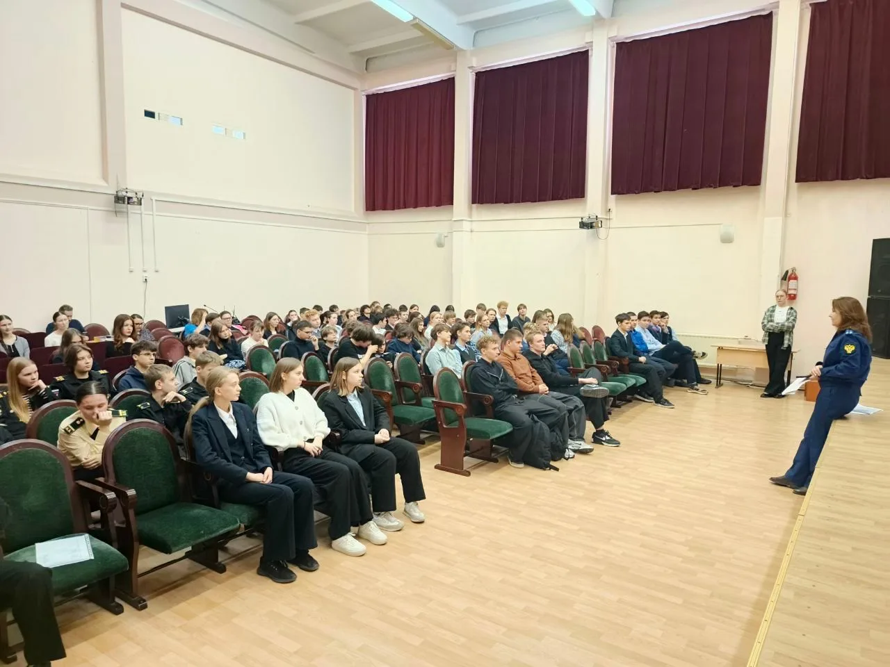 В нашей школе прошло важное мероприятие с Представителем Прокуратуры г. Санкт-Петербурга На прошлой 