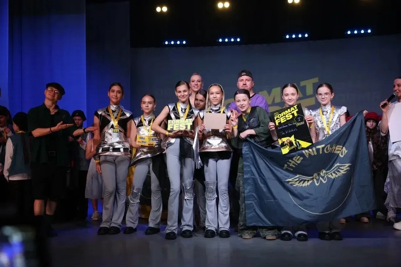🏆 Поздравляем юных танцоров МБОУ СОШ №9 с победой на чемпионате «Format Fest»!  24 мая ученицы 5-х к