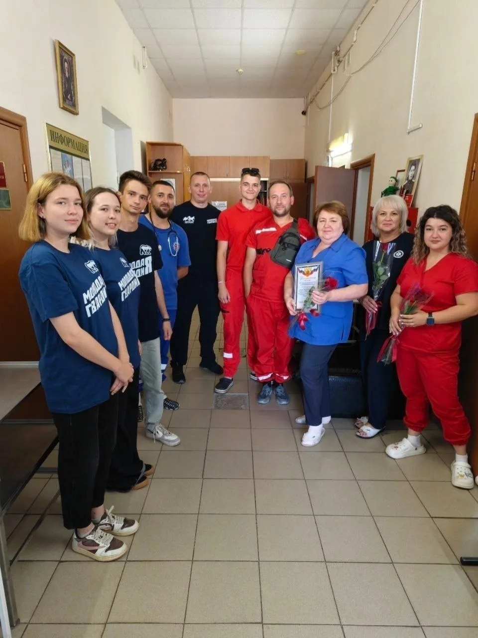 В День медика молодогвардейцы Краснодарского края поздравили работников медицины. 

В честь праздник