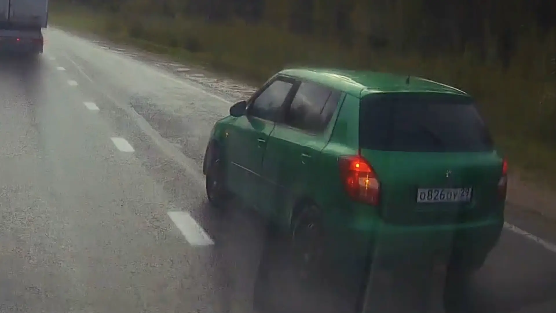 На М8 в 15.16. Время на регистраторе сбито.