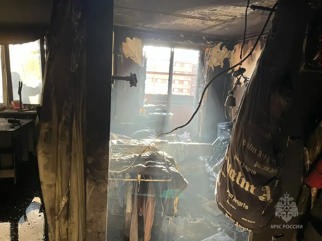 Оперативные итоги среды   🚒 За сутки ликвидированы 10 пожаров.   🔹 Накануне в поселке Новоозерном Ер