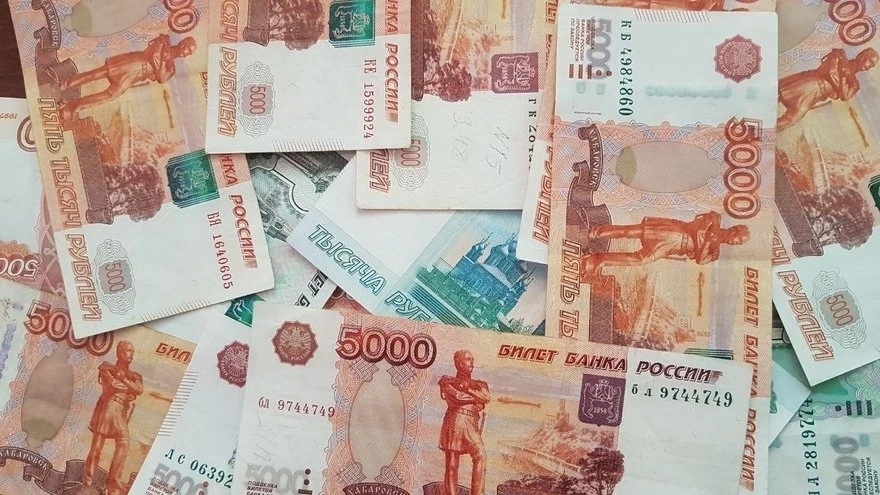 Официальная средняя зарплата в Саратовской области превысила 71 тысячу рублей

Среднемесячная зарпла