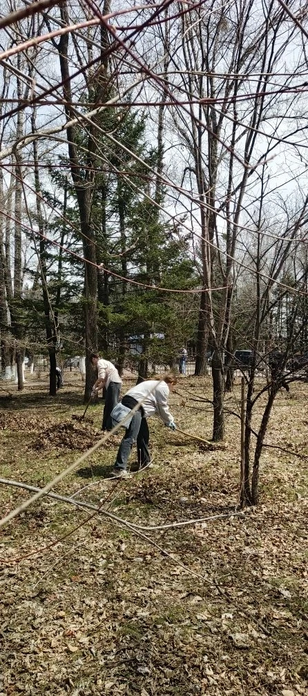 🌿 Чистый город начинается с нас! 🌿  В преддверии праздника первого мая и в рамках коммунарских сборо