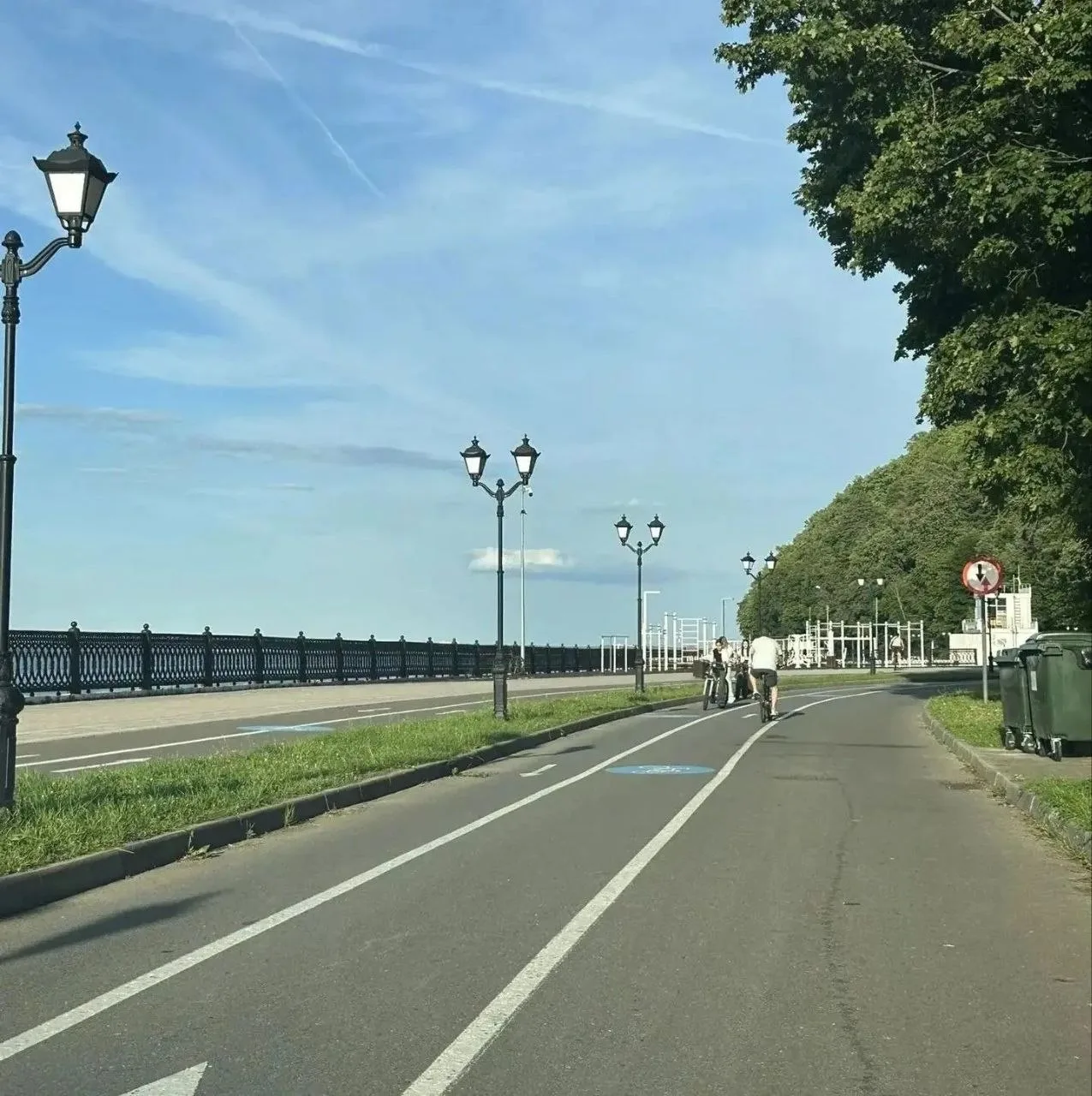 ❗️На Московской набережной в Чебоксарах электросамокатчик столкнулся с велосипедистом

ДТП произошло