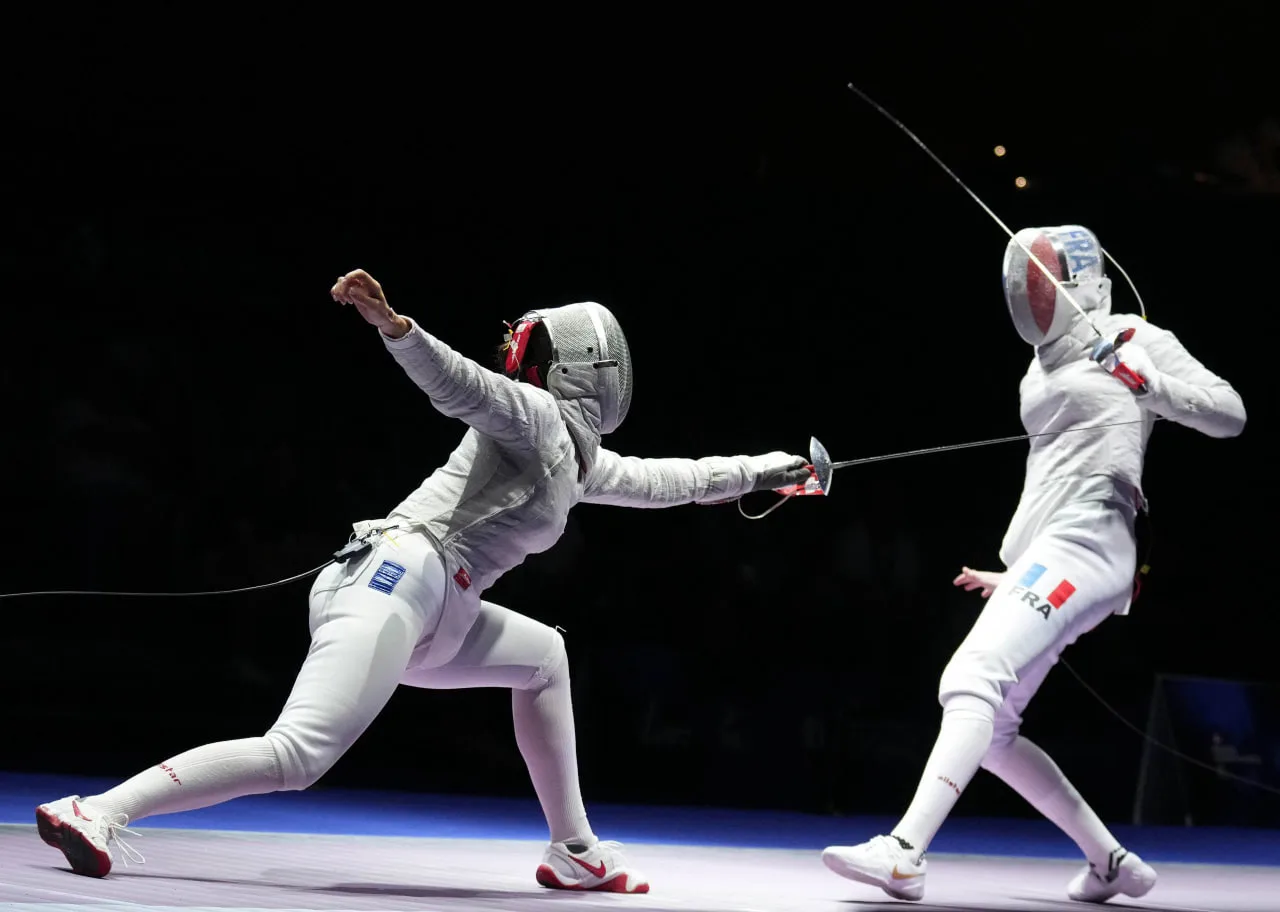 🤺 Во Франции продолжается чемпионат Европы по фехтованию

С 16 по 21 июня в городе Антони (Франция)