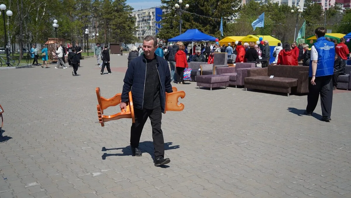 В Комсомольске-на-Амуре в 31-й раз прошла ярмарка-выставка «Парад профессий»  Учреждения среднего пр