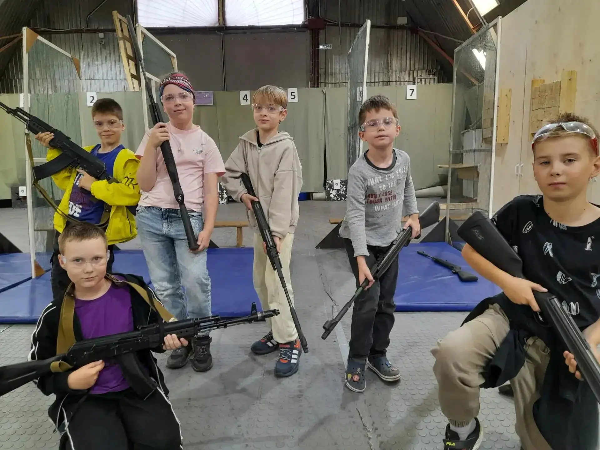 Яркая палитра занятий в подразделении «Газопровод»