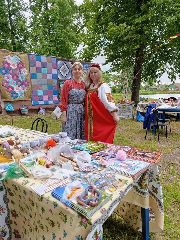 31 мая в с. Подолец прошел праздник Троицы.