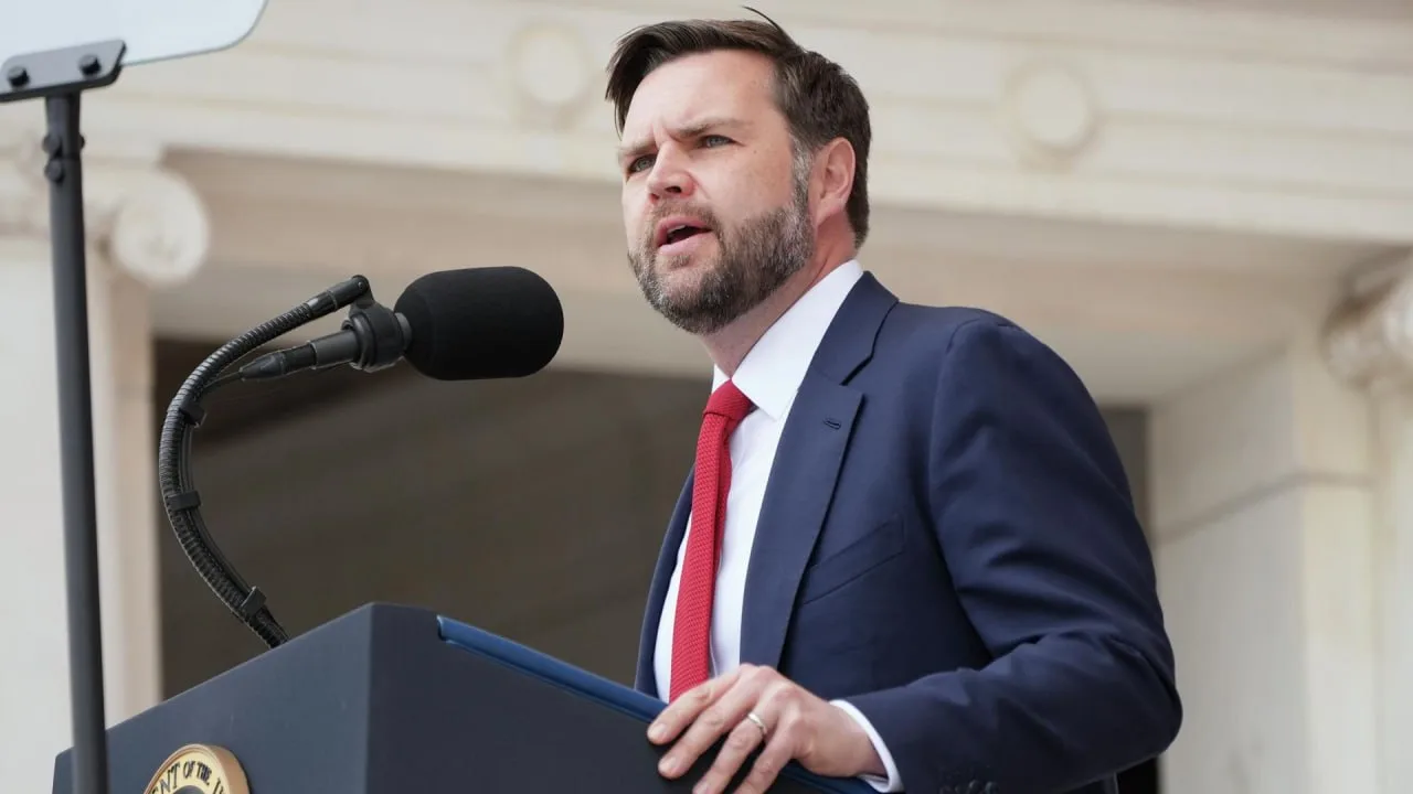 ⚡️ Конфликт США с Ираном вскоре перейдет на новую стадию, — американский вице-президент...