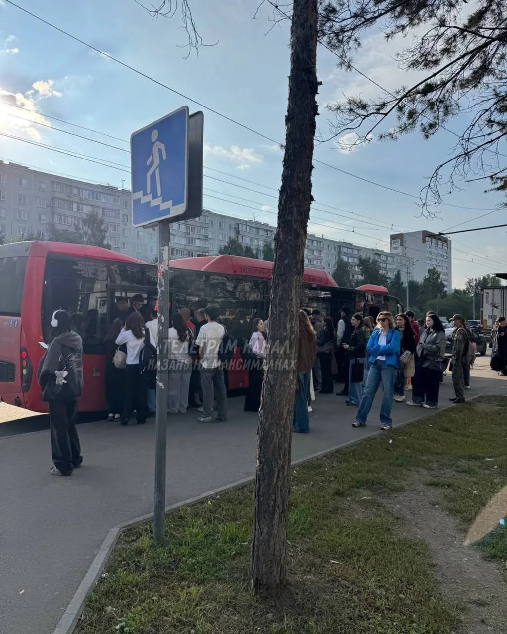 😢 Из-за начала учебного поездки в автобусах Казани снова превратились в квест