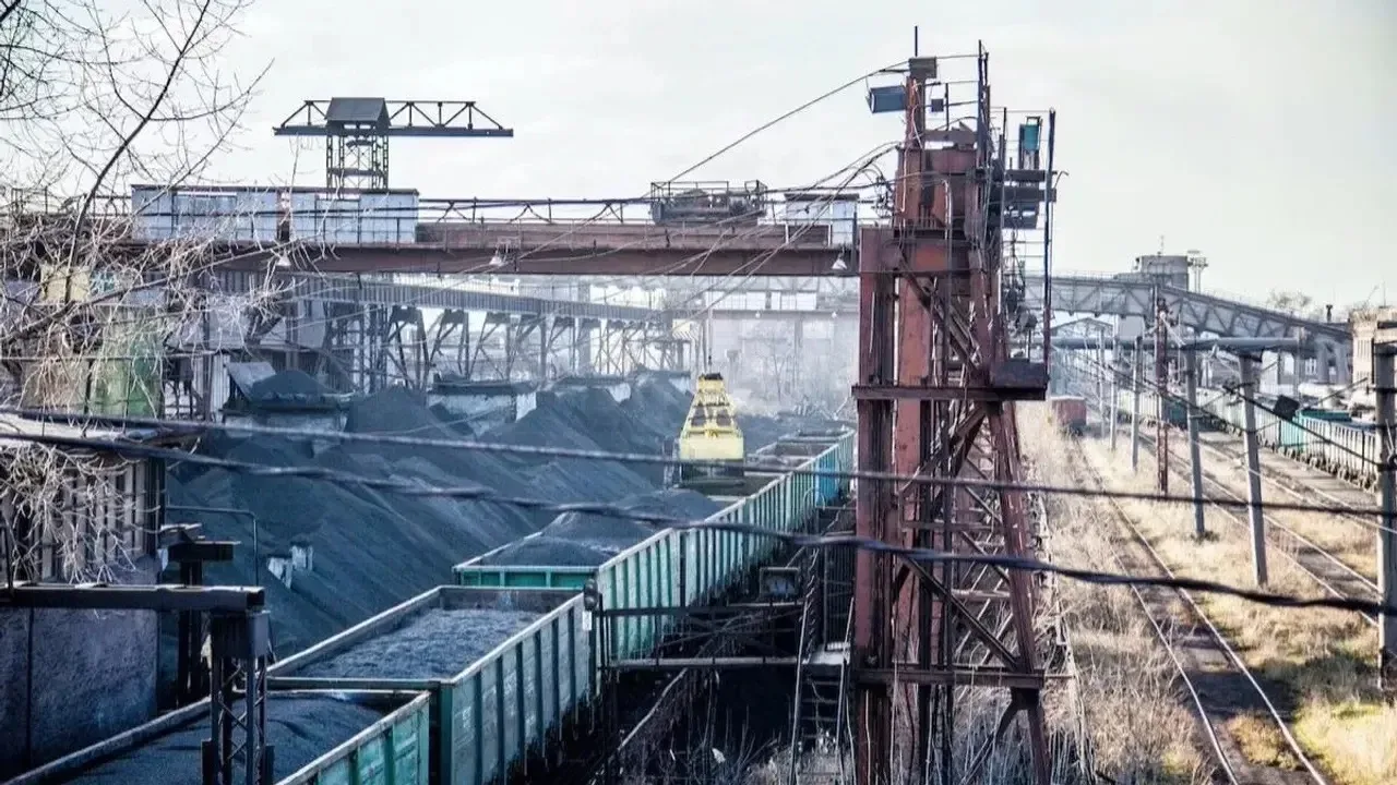 Производители железорудового сырья приостановили работу на Украине

Вчера один из основных производи