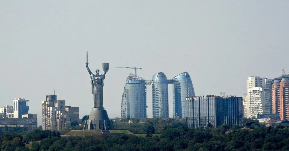 ❗️Военный эксперт Андрей Марочко заявил, что украинские чиновники выделяют средства на ...