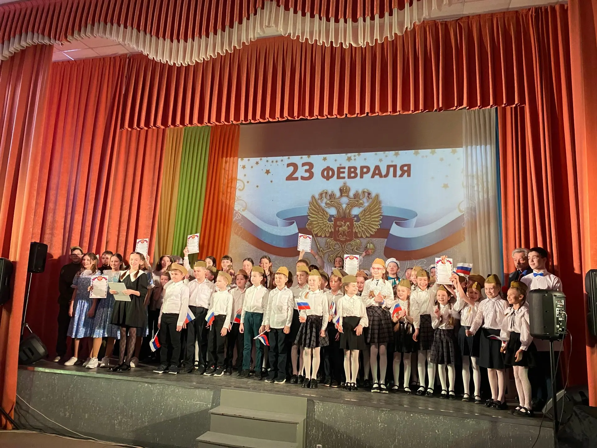 🎶 «Солдатушки, бравы ребятушки!» — 20 февраля в конкурсе патриотической песни приняли участие младши