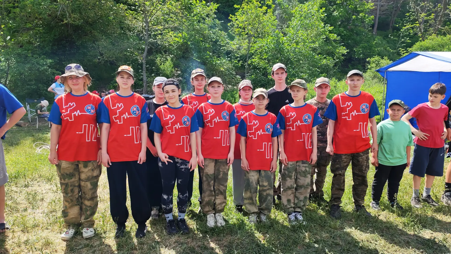Наши ребята покоряют скалы! 💪🏞️  Воспитанники нашего «Октябрьского резерва» (руководитель Андрей Кер