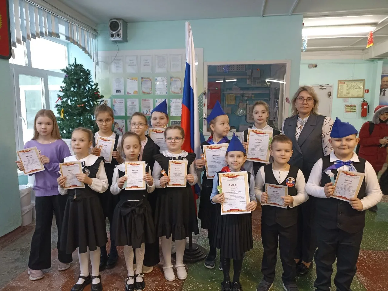 📆 27 января - День полного освобождения Ленинграда от фашистской блокады  Сегодня утренняя линейка у