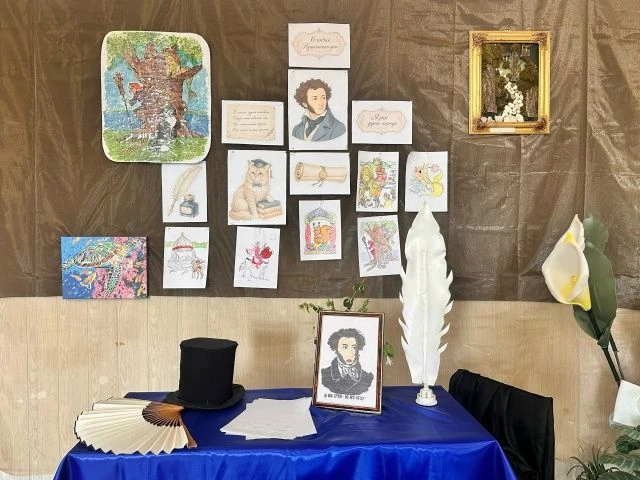 🖌️К Пушкинскому дню в Безыменском ЦДМ подготовлена замечательная выставка рисунков «Ми...