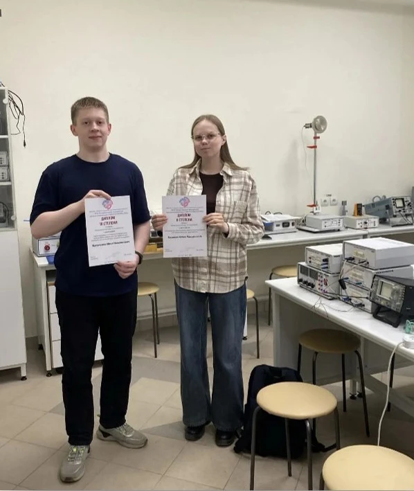 Своими руками: как студенты УГТУ чинят оборудование и открывают наномир

В Ухтинском государственном