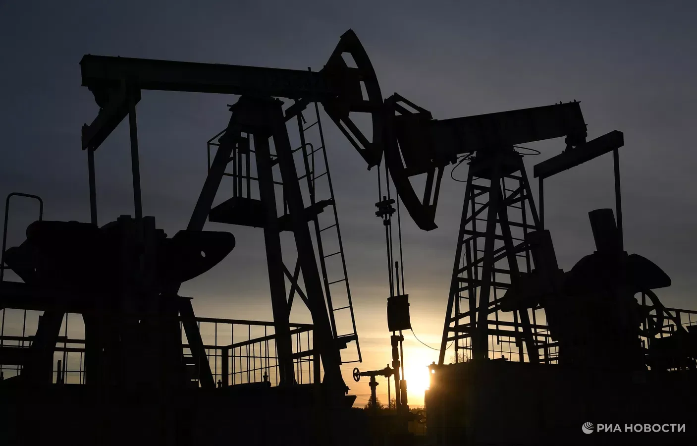 Цены на нефть марки Brent растут на 5%