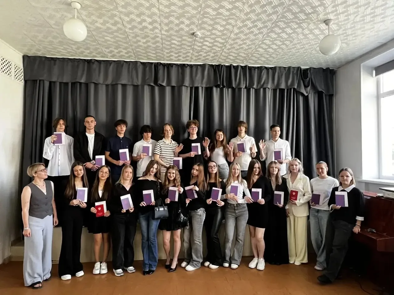 В добрый путь выпускникам 9ых классов❤️