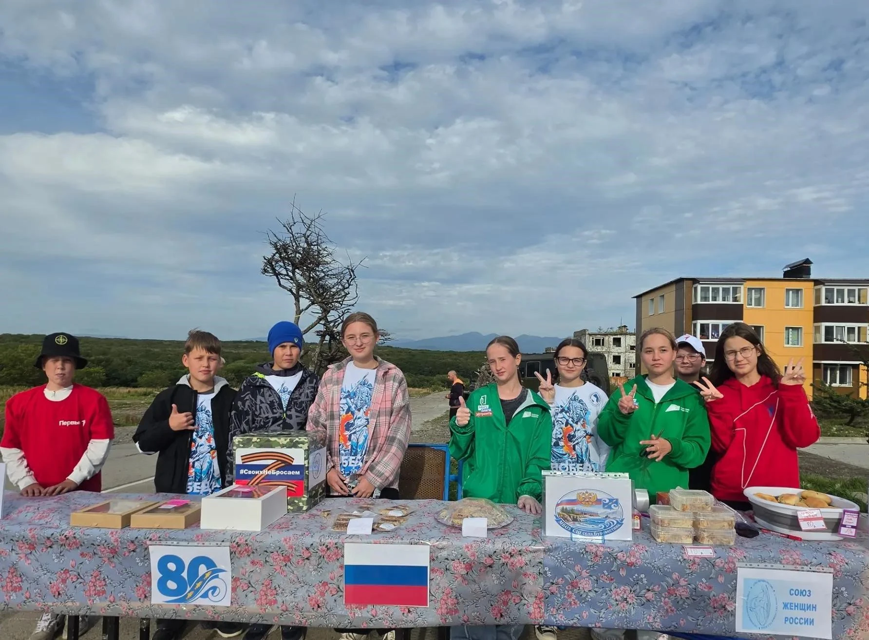 🎉 Волонтёры «Добрые сердца» — на благотворительной ярмарке! 🎉