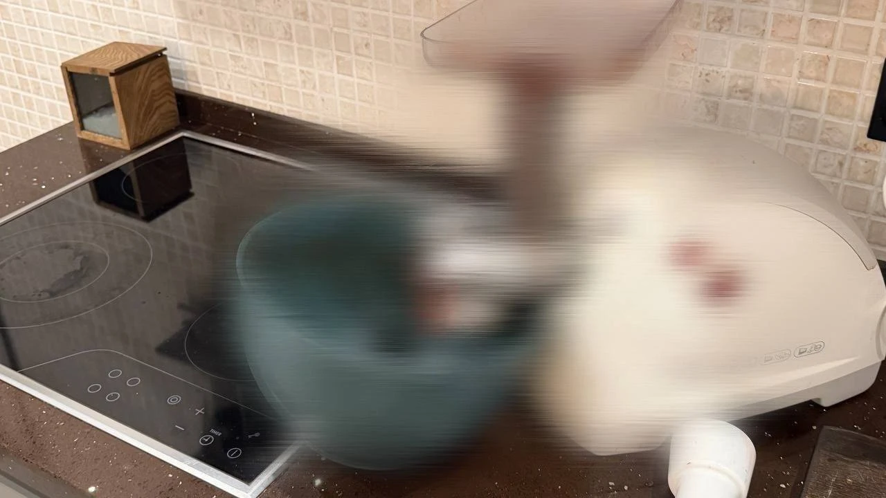 😱😭 Застрелил мать с дочерью и запихнул их в мясорубку – и все это из-за «Мерседеса»
