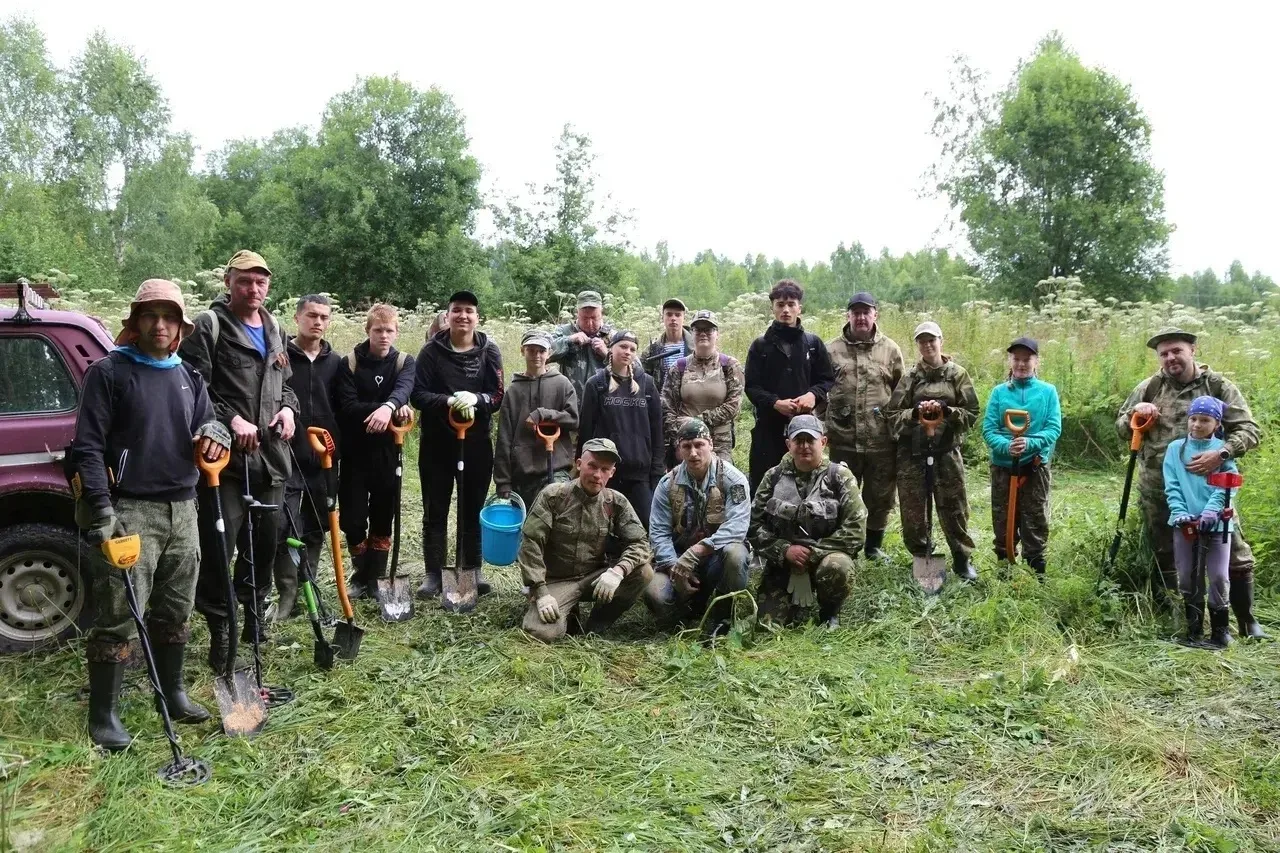 🎖️Вернуть имя герою
 
🔥Четыре дня в лесах Смоленщины… Всё ради того, чтобы спустя десятилетия неиз